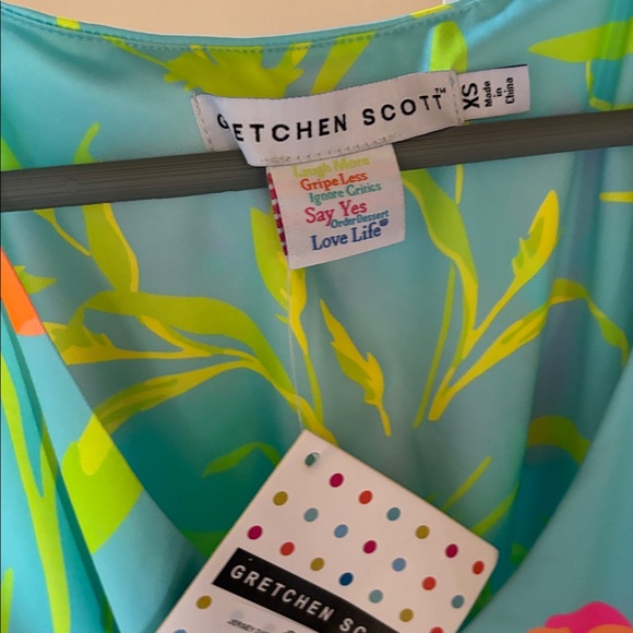 Vibrant Floral Sleeveless Dress - Picture 5 of 6